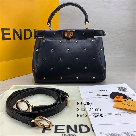 สั่งซื้อ Fendi peekaboo ในราคาสุดคุ้ม 